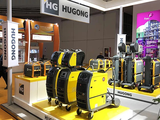 进博会首日918博天堂(中国游)最新官方网站意大利CEA展位展品918博天堂(中国游)最新官方网站CEA数字化焊机